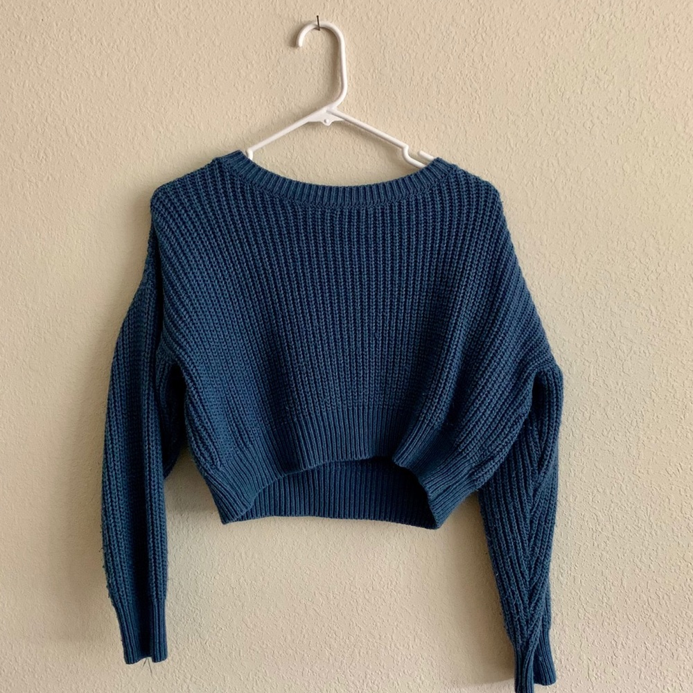 Blue, cropped, chunky knit sweater